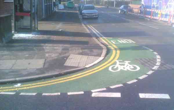 stupid spon end bike lane