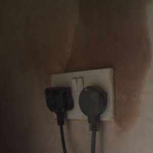 socket with damp