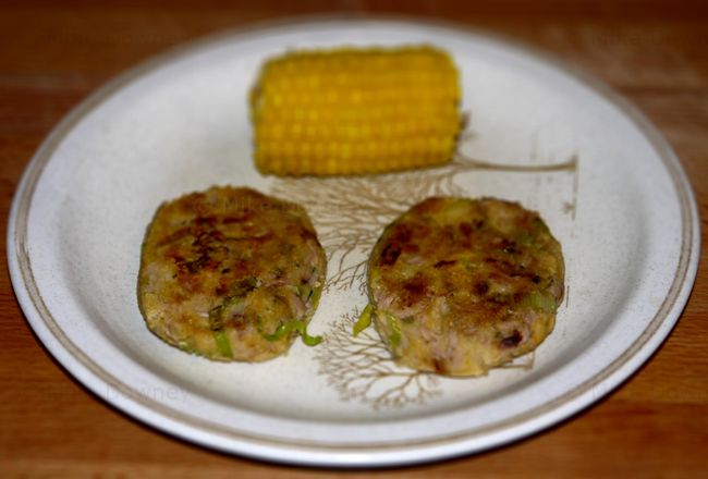 Tuna and chickpea burgers