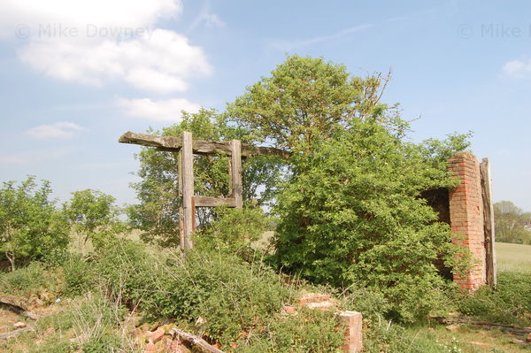 Ruined barn near Kenilworth Castle