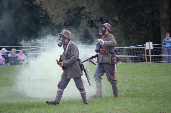 gasmask2.jpg